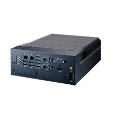 MIC-770Q-00A2 PC Fanless puissant avec 2 ports GigaLAN, 2 ports USB 3.1, 6 ports USB 3.0, et 2 ports série RS-232/422/485